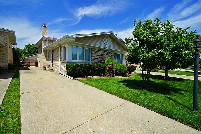 1st image of 4824 N Crescent Ave