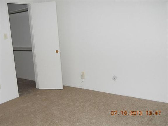 4th image of 4647 Country Creek Dr #X