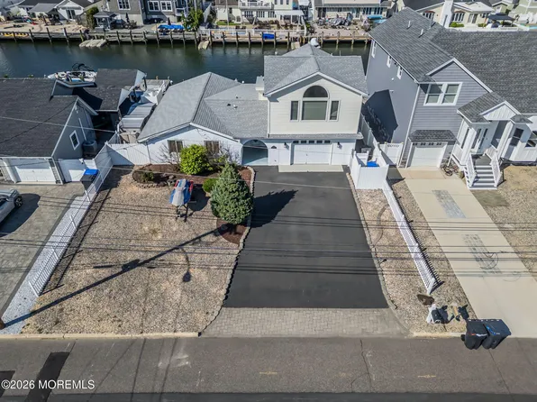 1838 Skiff Court, Toms River, NJ 08753