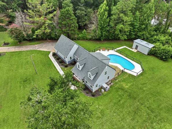 338 Buttercup Ln, Americus, GA 31709