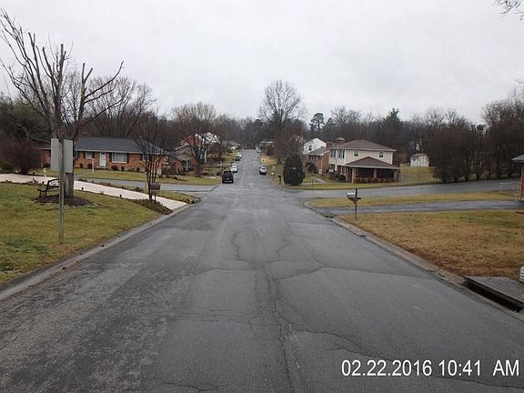 5th image of 5033 Craun Ln