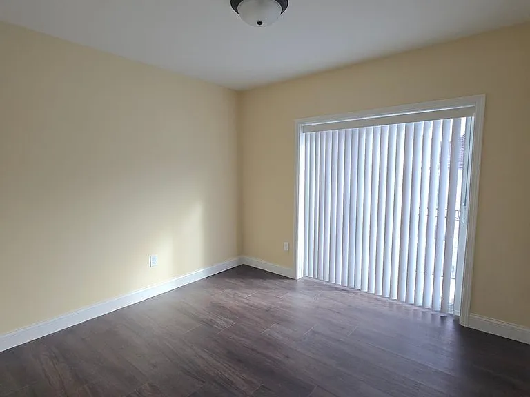 920 N Church St — Photo 13
