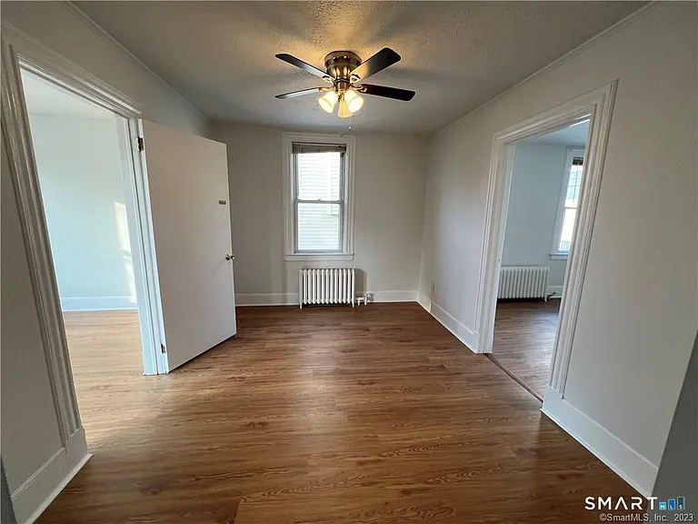122 Seaside Ave #2 — Photo 5