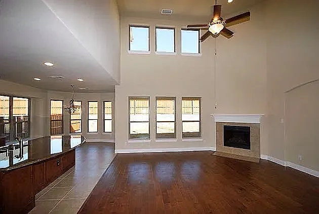 3809 Ozark Dr — Photo 3