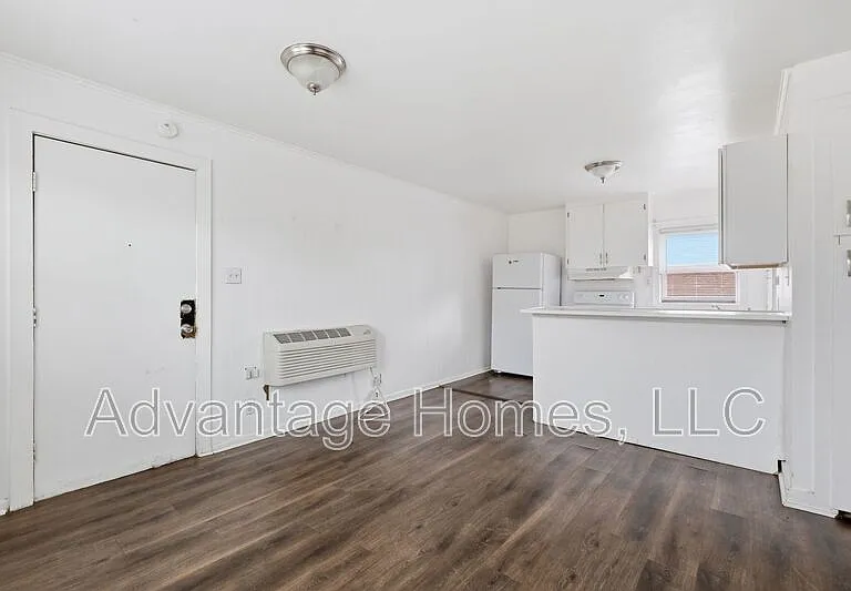 1015 N Scott Ave #108-5 — Photo 2