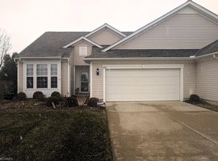 9465 Berkshire Ct, North Ridgeville, OH 44039