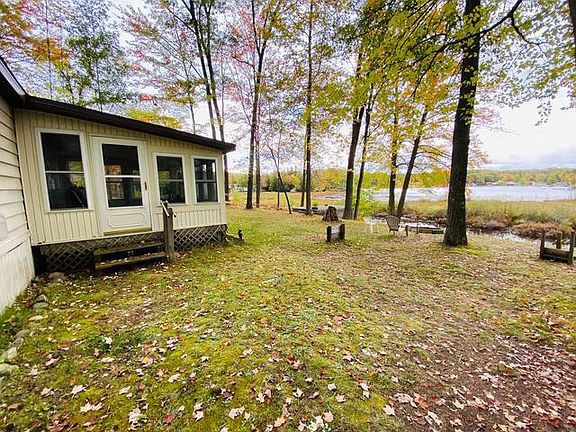 2nd image of 785 W Long Lake Dr