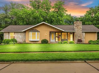 816 Dinard Dr, Ballwin, MO
