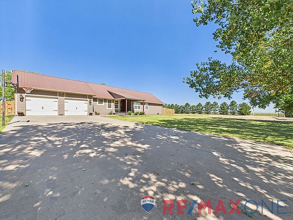 2nd image of 6600 E Weldon Rd