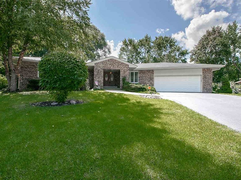 1st image of 2800 Woodhill Dr