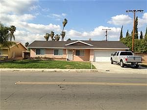2nd image of 24620 Hemlock Ave