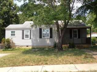 515 Melbourne Ct, Charlotte, NC 28209