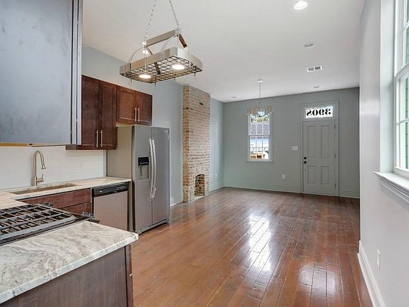 5th image of 3908-10 Annunciation St