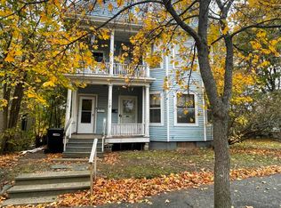 116-118 Sanford St, Bangor, ME 04401