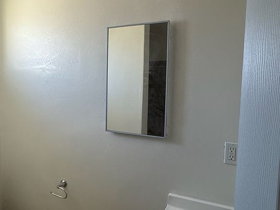 4th image of 45033 E Spearman Ave
