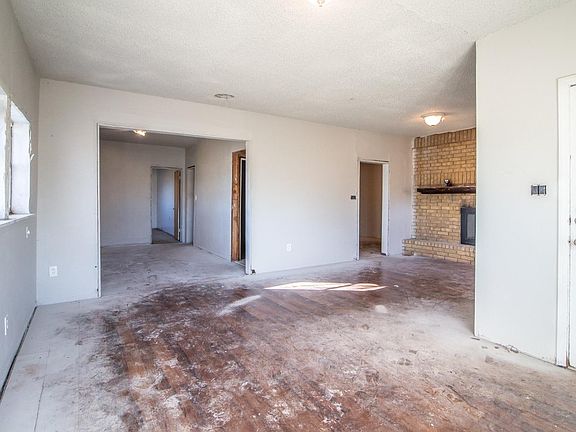 4th image of 613 S Monroe Ave