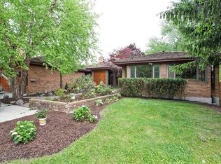 265 Auburn Ave, Winnetka, IL 60093