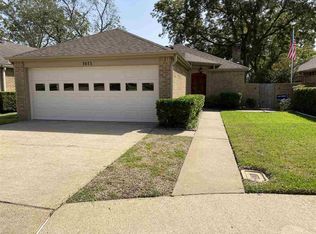 1615 Clearbrook Cir, Henderson, TX 75652