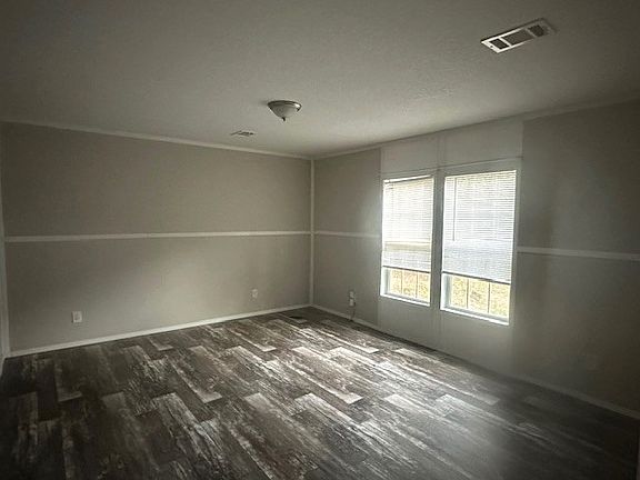 3rd image of 137 Coffin Point Rd