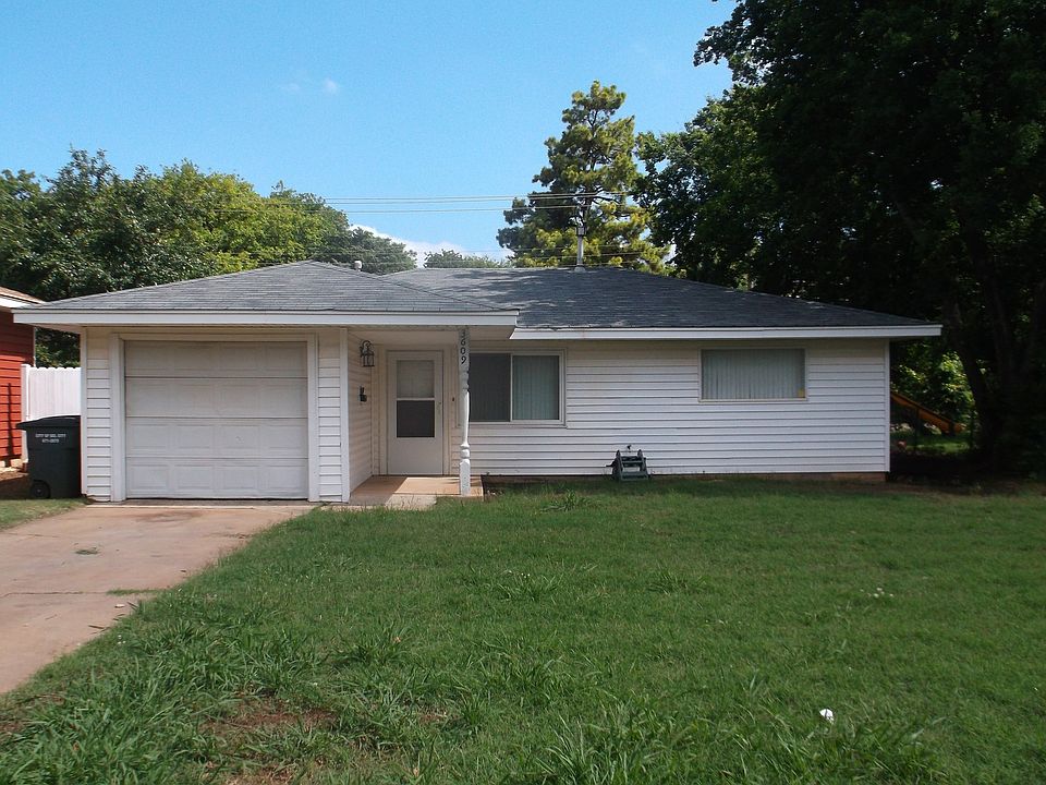 1st image of 3609 SE 22nd St