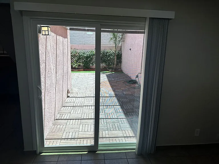 2274 E Desert Inn Rd — Photo 27