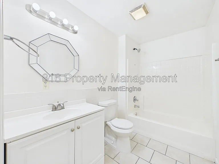 7924 Agnes Ave — Photo 14