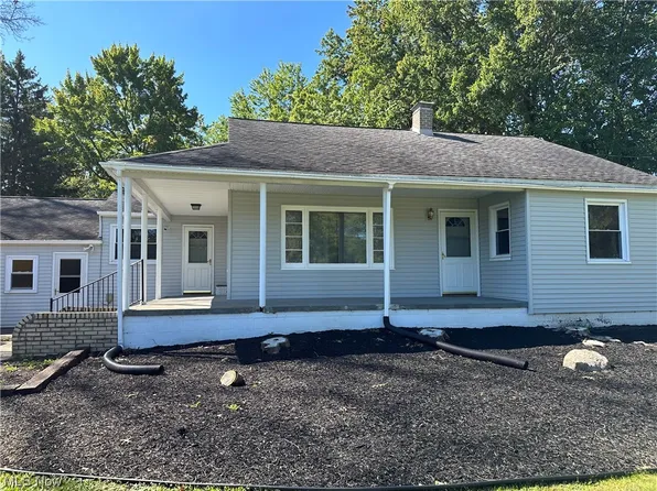 562 Fowler St, Cortland, OH 44410