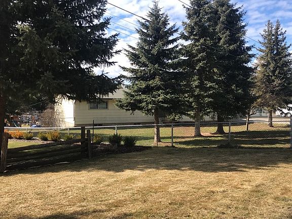 3rd image of 41390 Riverview Dr