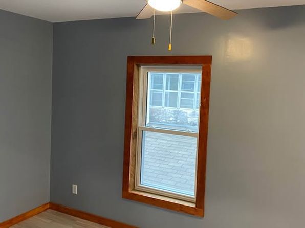 115 N Main St #3, Alma, WI 54610