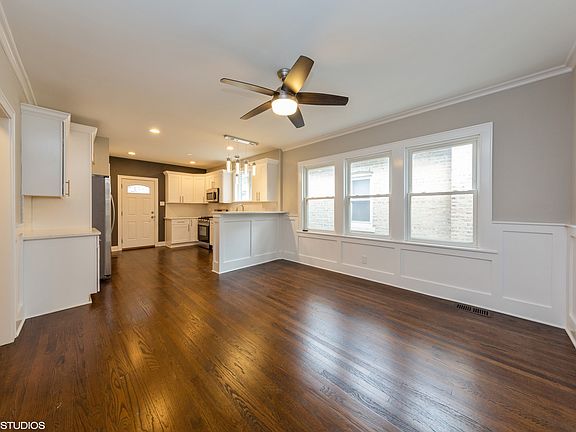 5th image of 840 N Karlov Ave
