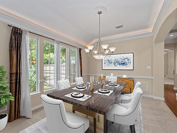 5th image of 3910 Avalon Garden Ln
