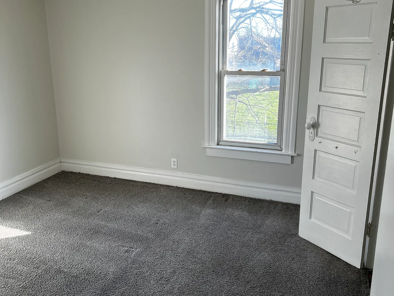 1 bed, $850 — Photo 1