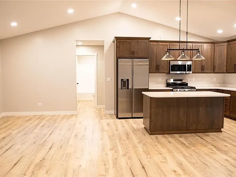 15518 Explorer Cir — Photo 11