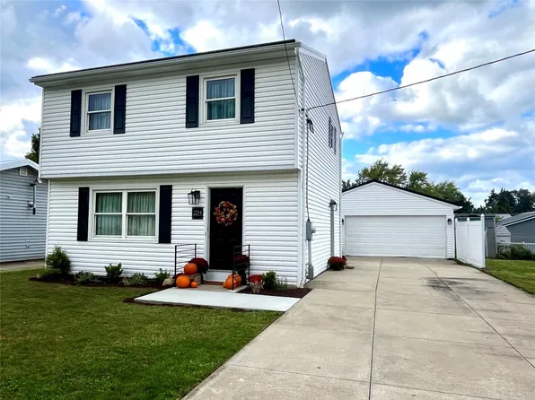 2214 Woodlawn Ave, Erie, PA 16510