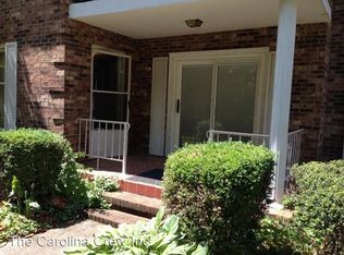 2651 Reynolda Rd, Winston Salem, NC 27106