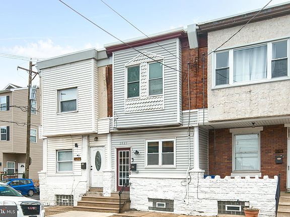 3rd image of 2823 E Ontario St