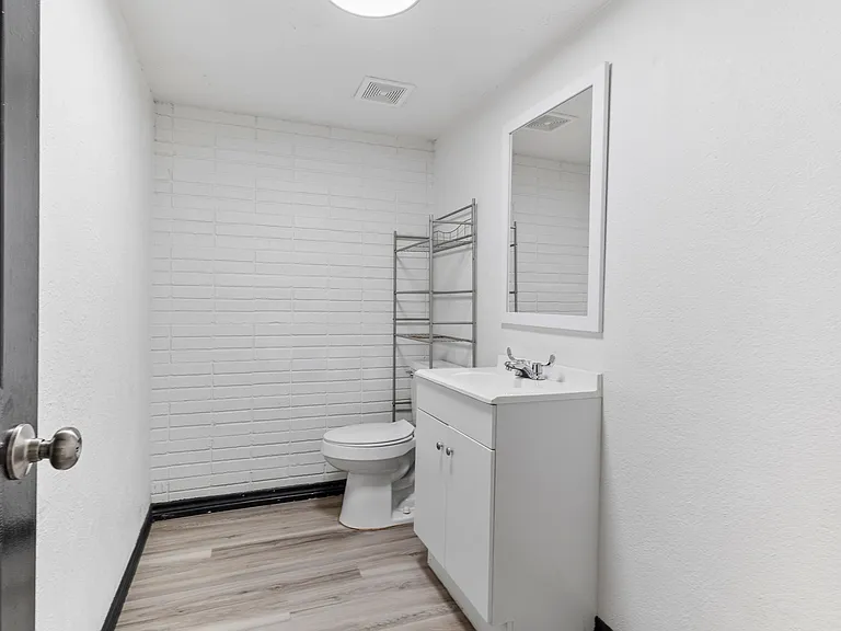 2802 Spring Valley Dr — Photo 7