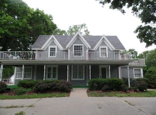 820 Liberty St, Oskaloosa, KS 66066