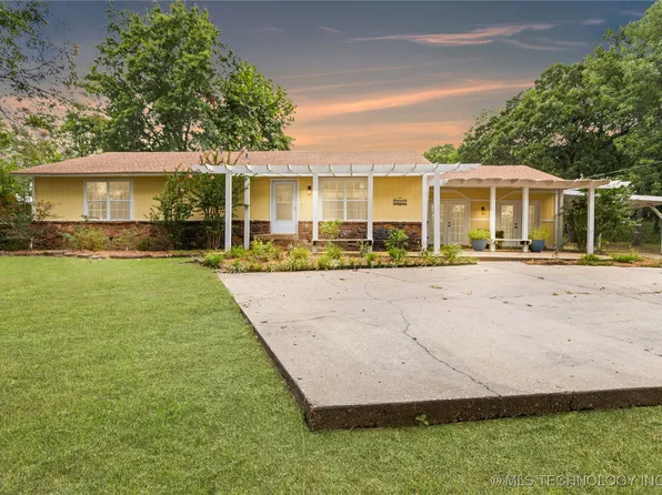 5610 S 155th West Ave, Sand Springs, OK 74063