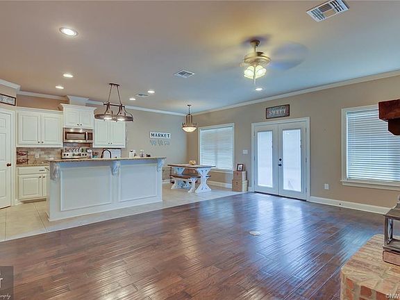 4th image of 7567 Ella Ct