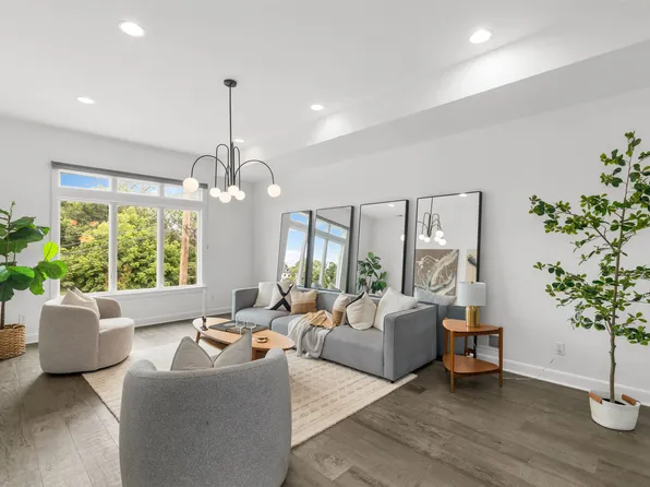 627 Gregory Ave, Weehawken, NJ 07086