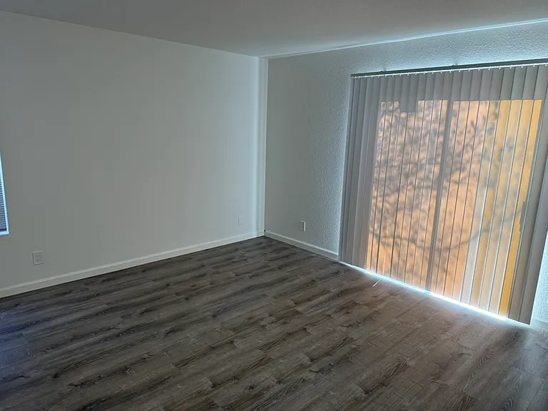22435 Princeton St #4 — Photo 2