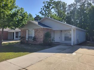 425 Oak Knoll Ln, Pensacola, FL 32506