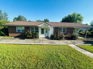 118 Newberry Cir, Oak Ridge, TN 37830