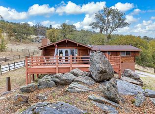 24350 Willow Pass Dr, Tehachapi, CA 93561