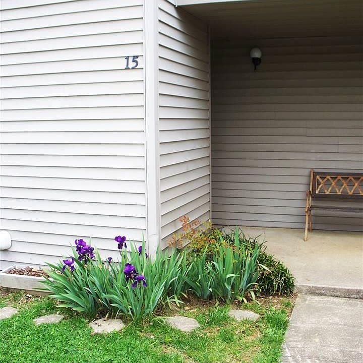 1st image of 135 Hillview Dr APT 15