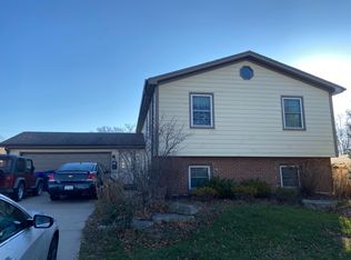 820 Childs St, Wheaton, IL 60187