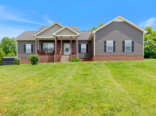 917 Shelton Rd, Charlotte, TN 37036