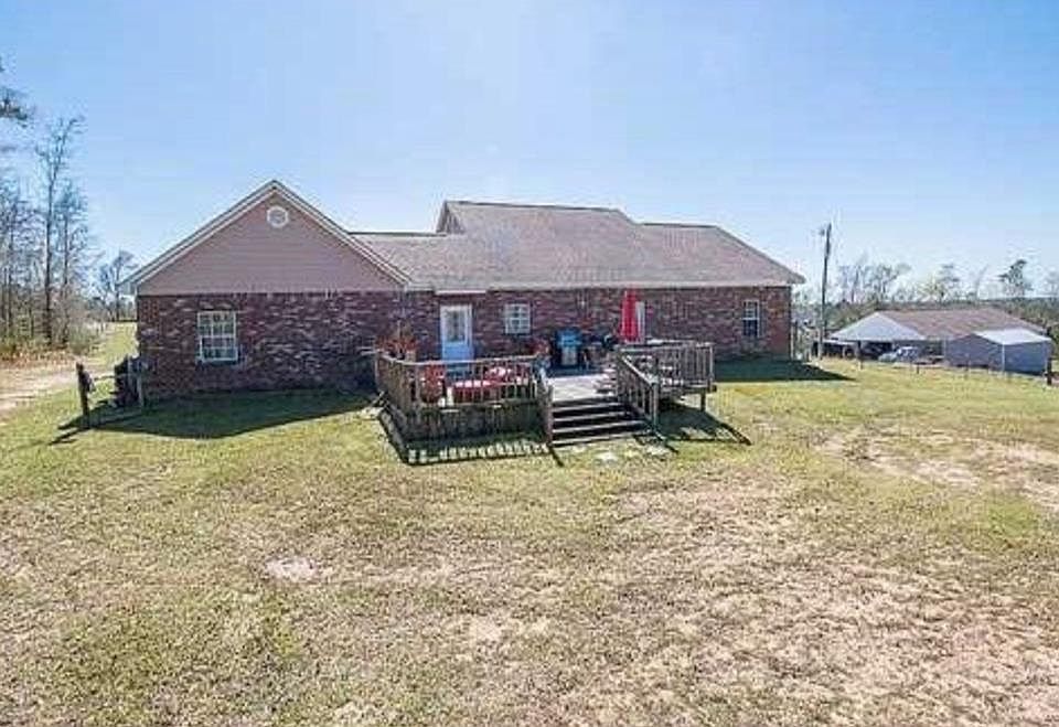 1st image of 66 Pine Ave