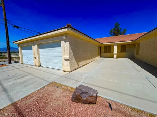 1800 E Ambush St APT 2, Pahrump, NV 89048